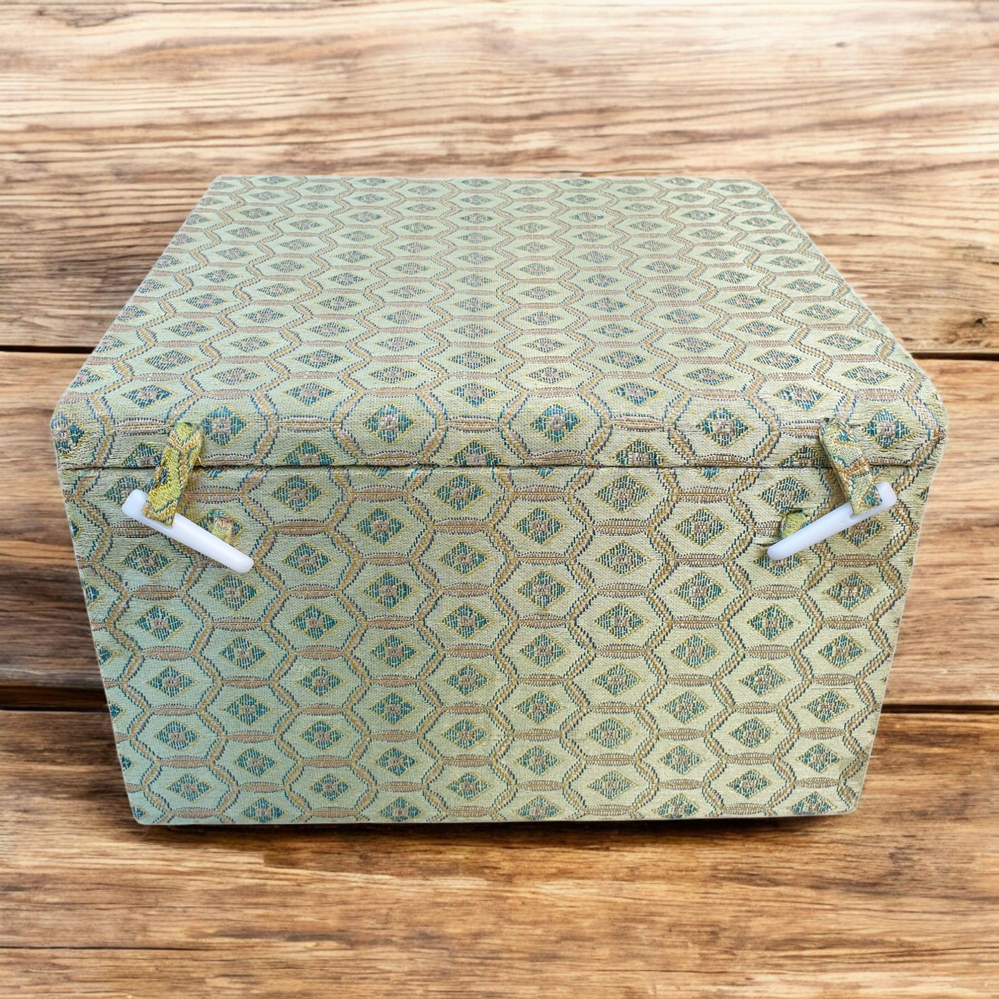 Shou Xing God of Longevity Statue - Unglazed Blanc de Chine - 20cm - Gift Box