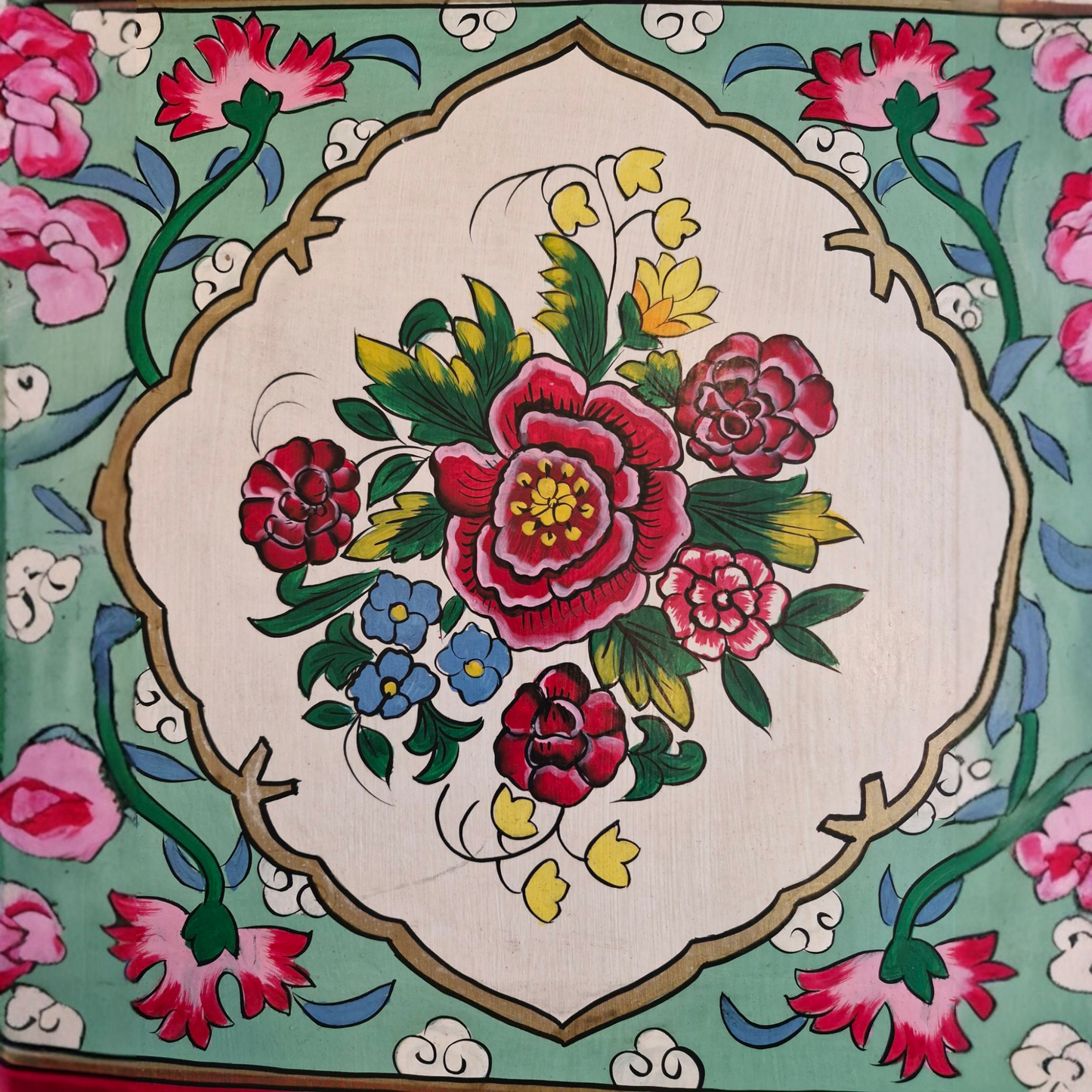 Rikisha Hand Painted Indian Bajot Table - 41cm x 41cm x 16.5cm