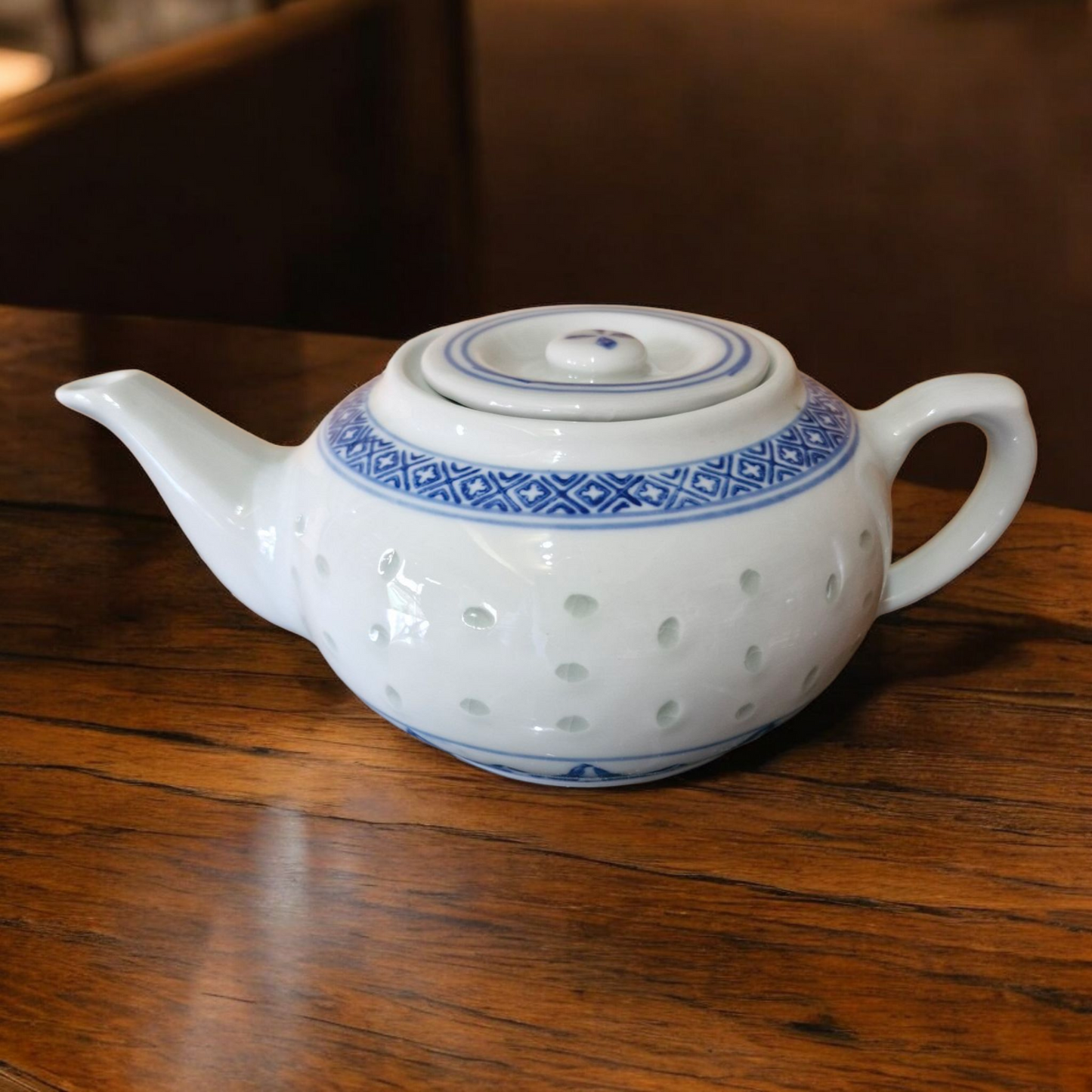 Chinese Tea Set - Blue and White Rice Pattern - 6 Cups - 650ml.
