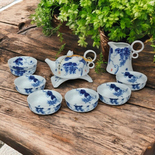 Chinese Blue and White Glory Luxury Tea Set with Jug and Strainer - Gift Boxed