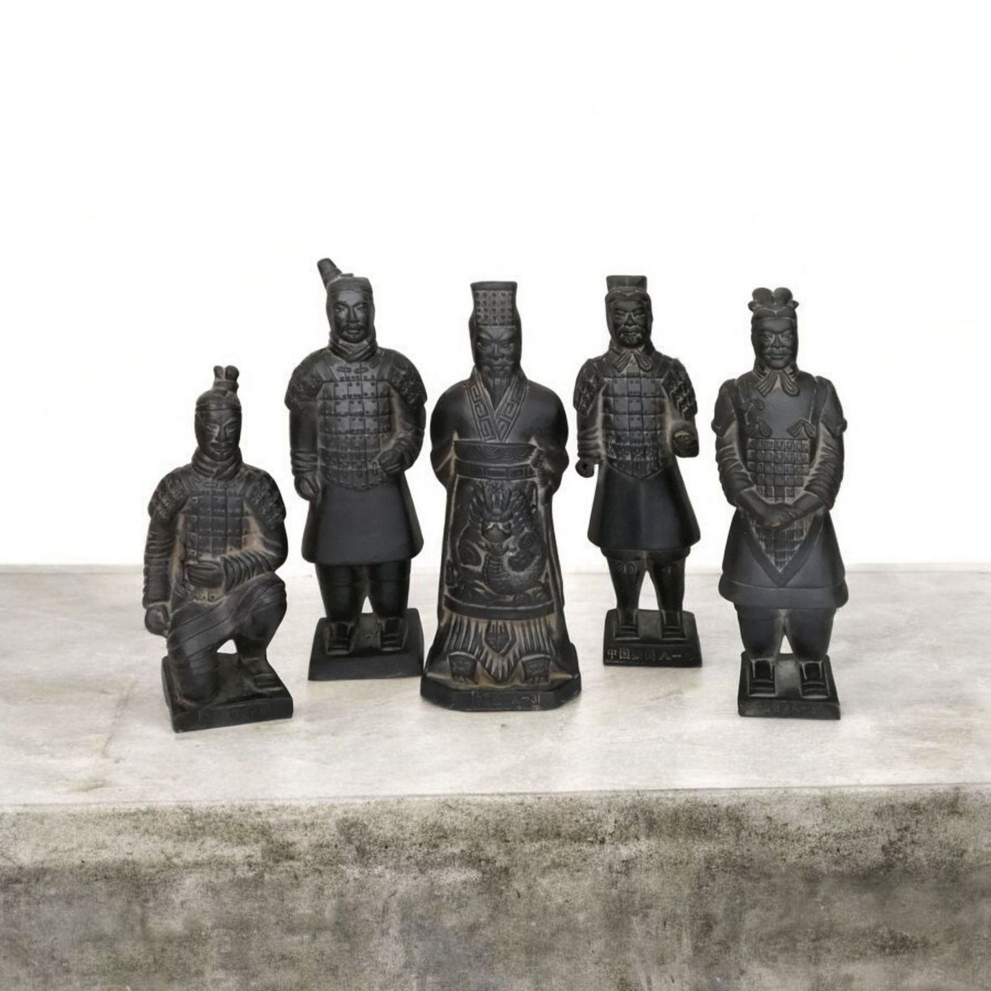 Terracotta Warriors - Set of 5 Chinese Figures - 18 - 21cm Tall - Boxed