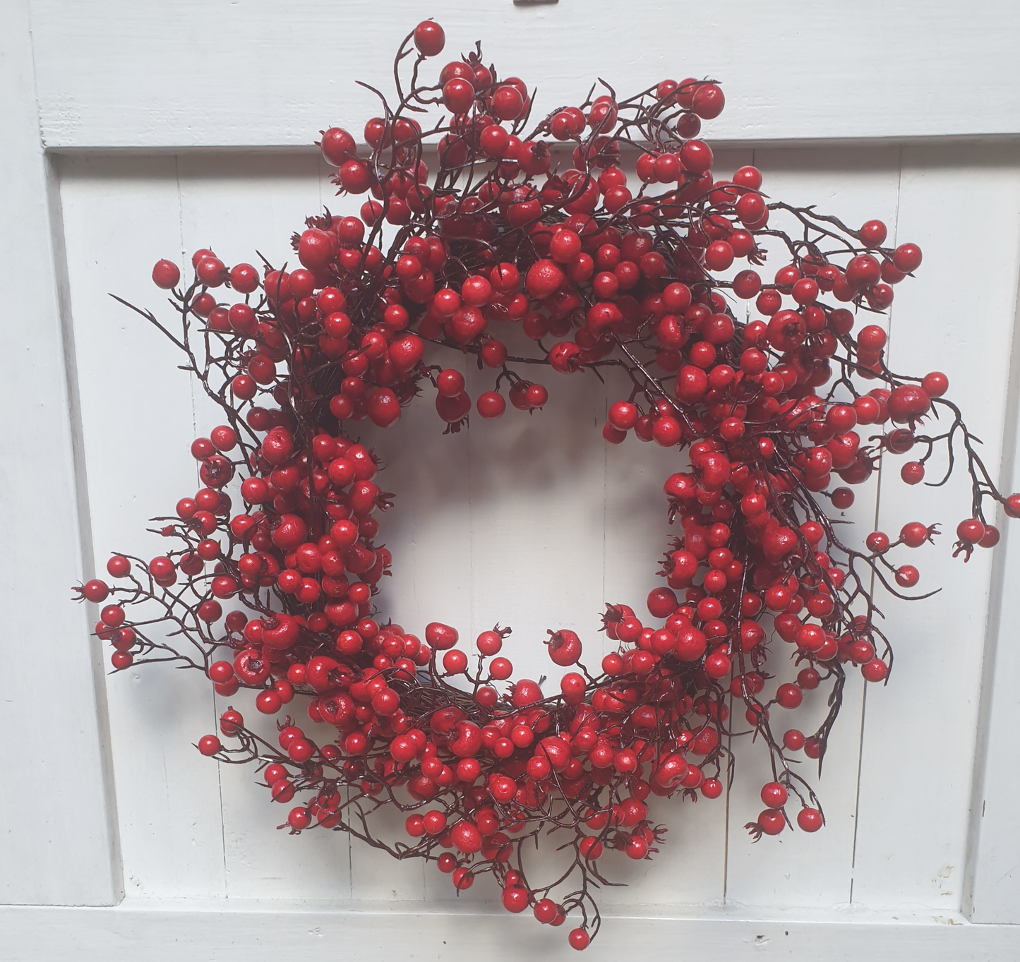 Christmas Wreath - Artificial Red Berries - Large Size - 50cm
