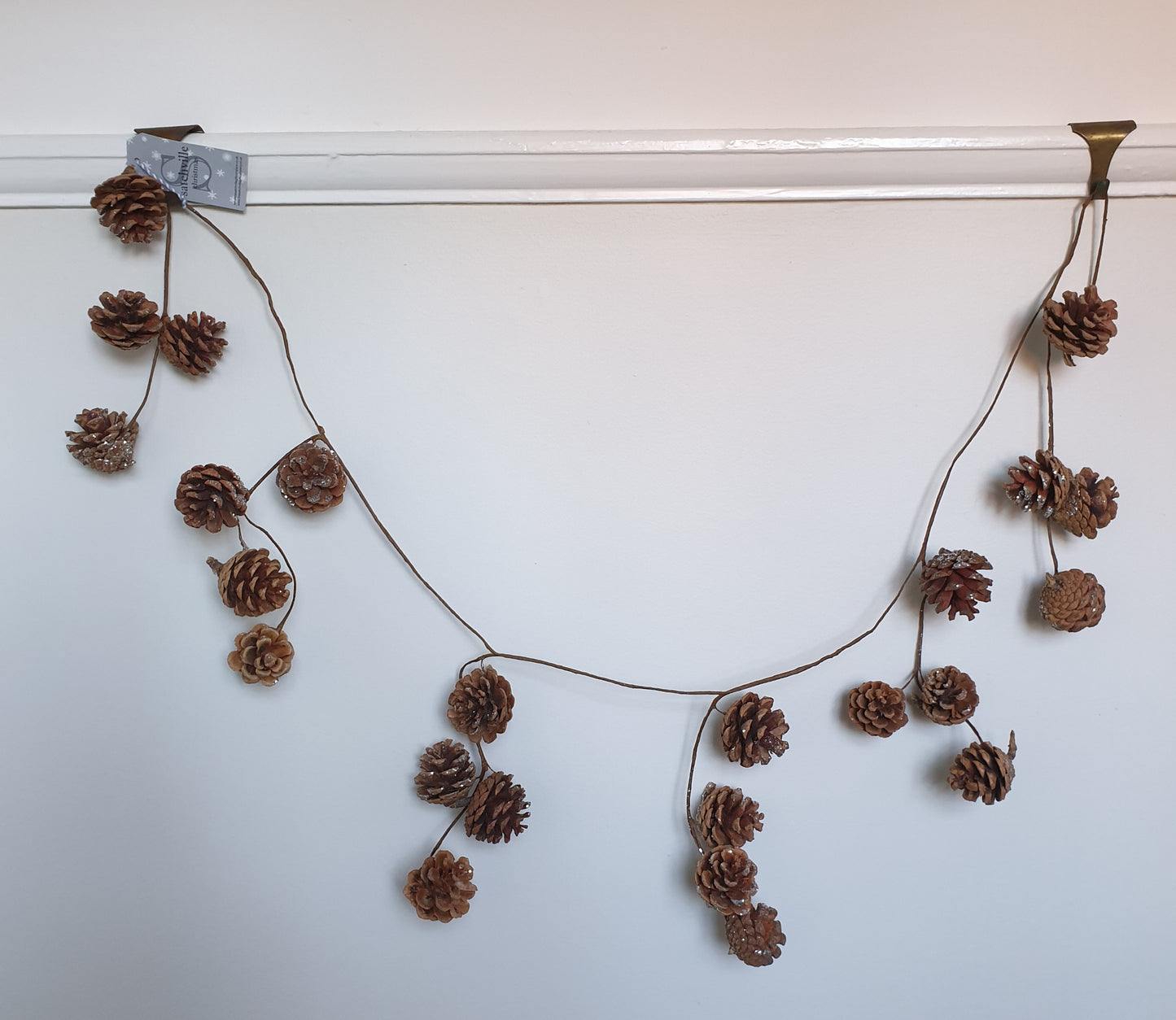 Natural Pine Cone with Silver Glitter Christmas Garland - 120cm